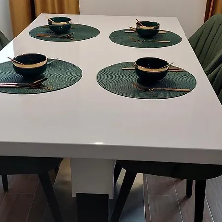 아파트 Lux Novi Park