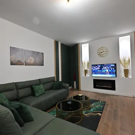 아파트 Lux Novi Park 브르드니크