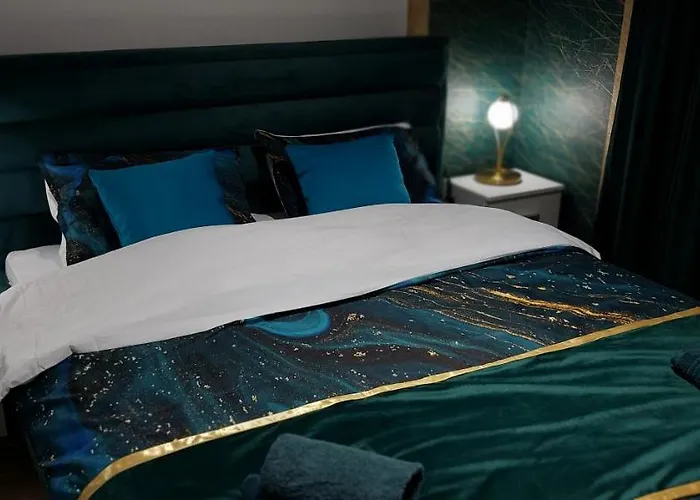 Lux Novi Park Rednek