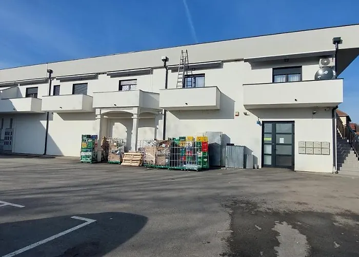 Apartman Lux Novi Park