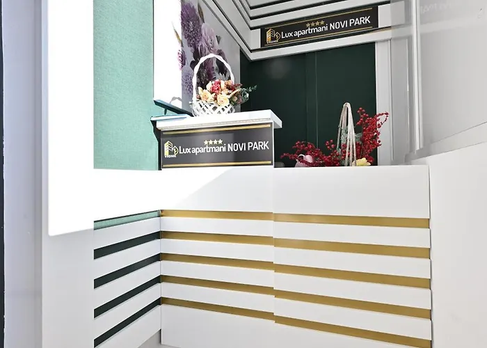 Lux Novi Park Apartman Rednek