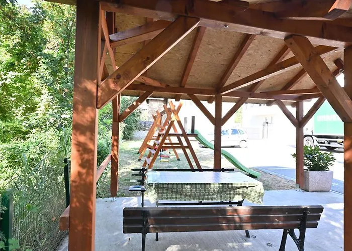 Lux Novi Park Apartman *