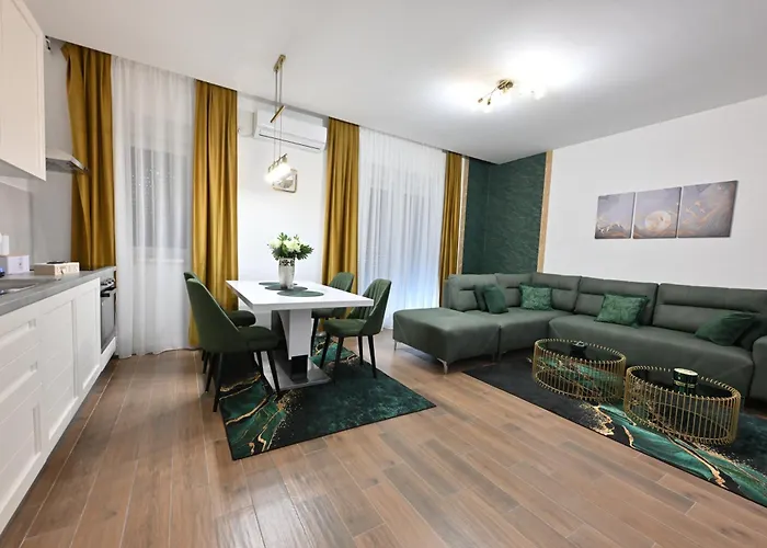 Apartman Lux Novi Park